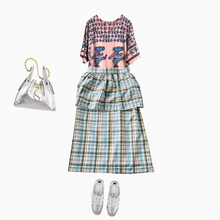 โหลดรูปภาพลงในเครื่องมือใช้ดูของ Gallery TWILIGHT PLAID PEPLUM SKIRT