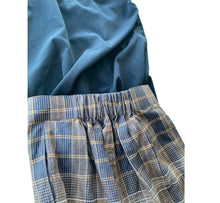 Load image into Gallery viewer, NAVY x BROWN PLAID PANTS

