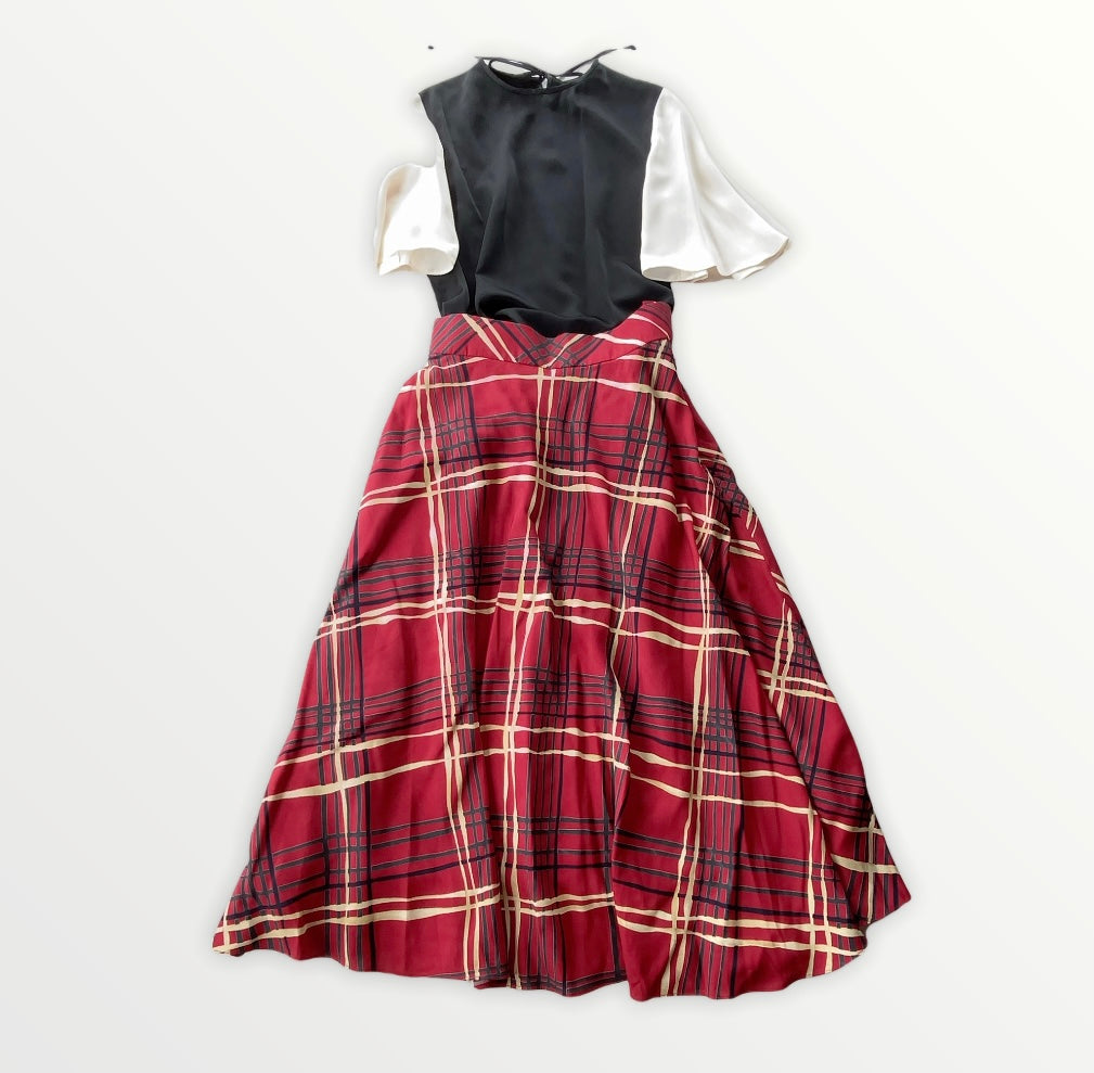 OTONA RED PLAID SKIRT